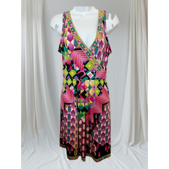 Fancy Pants Dresses & Skirts - Fancy Pants Geometric Print V-Neck Dress, Style 55305, Size 4 Fuchsia Multicolor